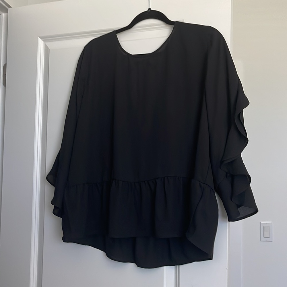 NWT Flowy Express Reversible Top - Picture 3 of 4